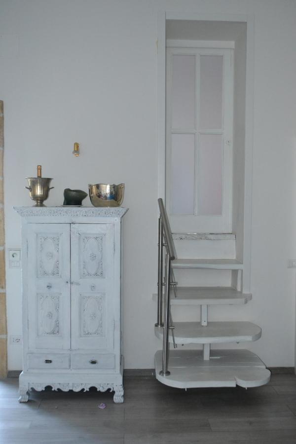 B&B Charming House Salernes Extérieur photo